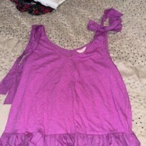 Sleeveless Top with Bows